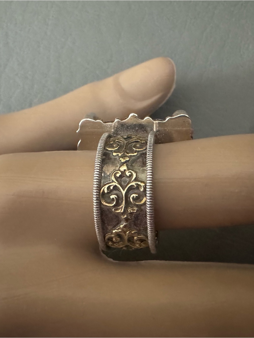 Mars & Valentine statement ring - Picture 4 of 13